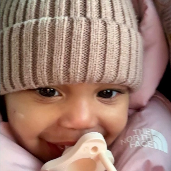 Meet your Posher, Rena S - Picture 2 of 4